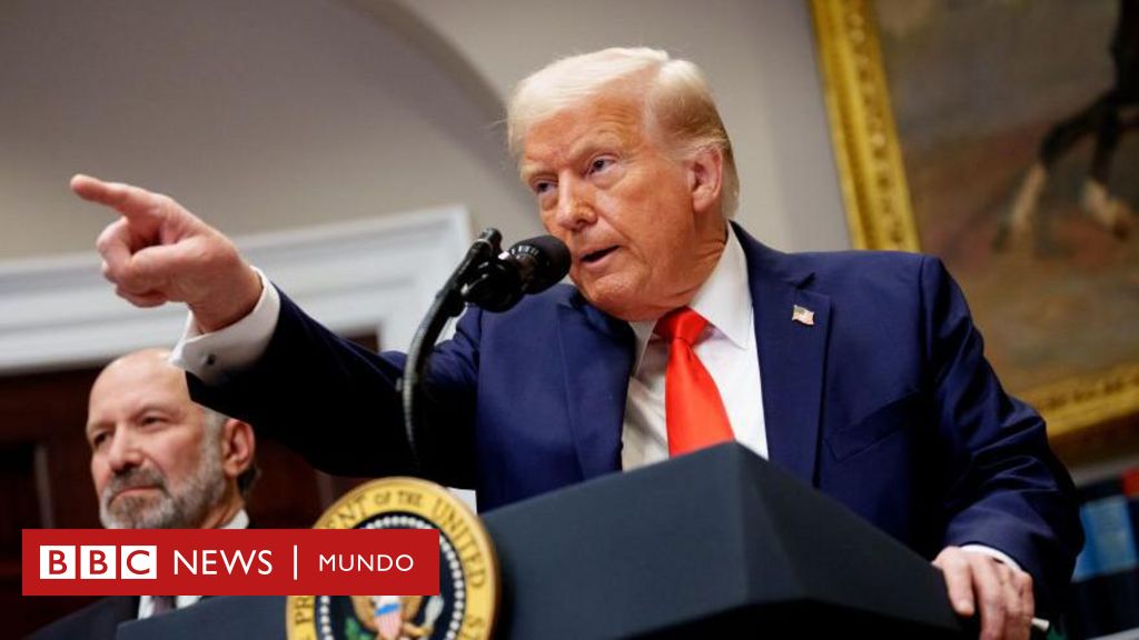 Entran en vigor los aranceles de Trump contra México y Canadá