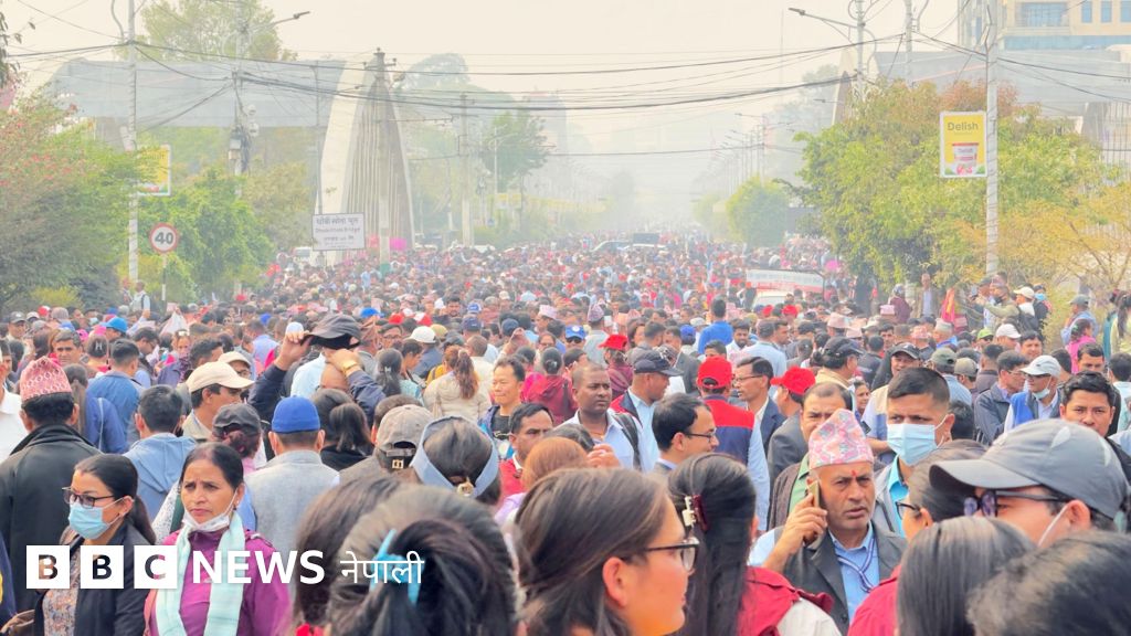 शिक्षक आन्दोलन : देशभरिका शिक्षकले सडकमा मागिरहेको कानुन डेढ वर्षदेखि संसद्‌मा रोकिनुको कारण