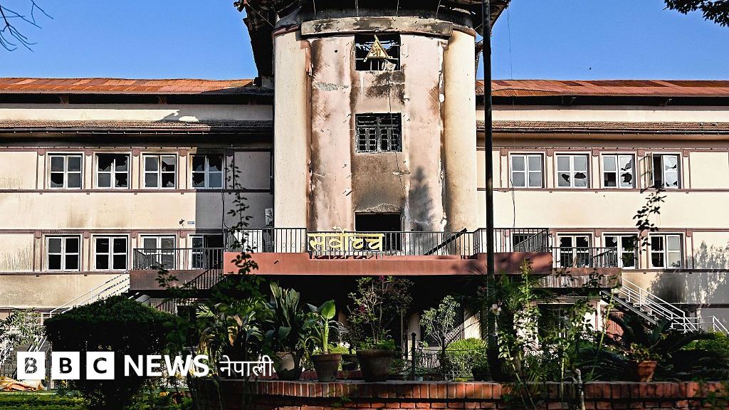 न्यायसम्पादनबारे प्रश्न उठाइएपछि न्यायाधीश समाज बोल्यो, के अदालतबारे टिप्पणी गर्न पाइँदैन?