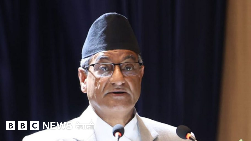 रमेश लेखक : संसद्‍मा बोल्न नपाएपछि पत्रकार सम्मेलन गरेका गृहमन्त्रीले के भने?