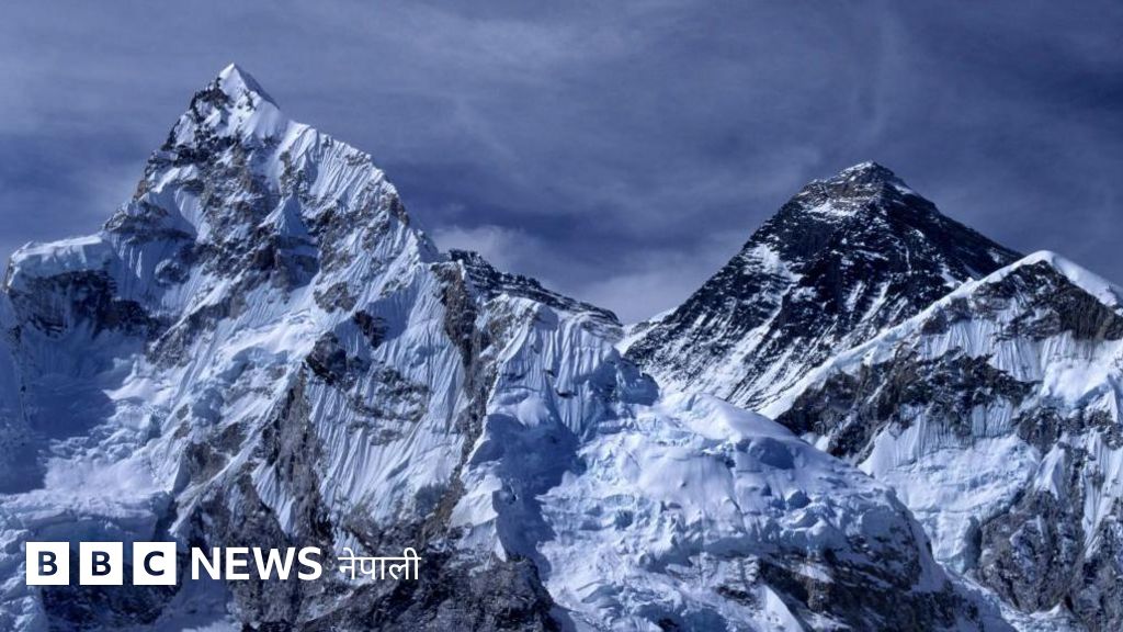 सगरमाथा : कसरी तिब्बतबाट बगेर नेपाल छिरेको नदीले सर्वोच्च शिखरको उचाइ बढाइदिँदै छ