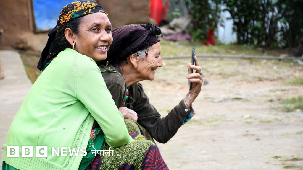 नेपालको 'विकासशील राष्ट्र' मा स्तरोन्नति हुँदाका 'फाइदा र बेफाइदा' बारे विज्ञका विभिन्न सुझाव, प्रधानमन्त्री भन्छन् देशको 'स्वाभिमान बढ्छ'