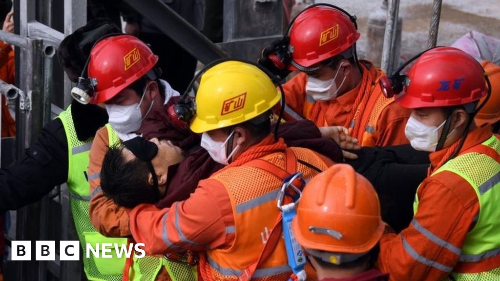 China mine rescue: Eleven miners brought to surface alive