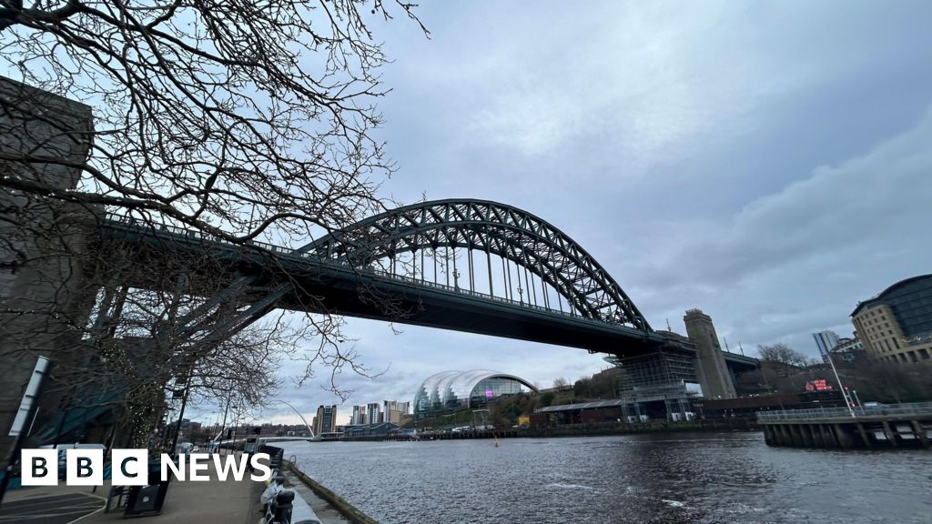 Tyne Bridge lane closure disruption expected to be shorter