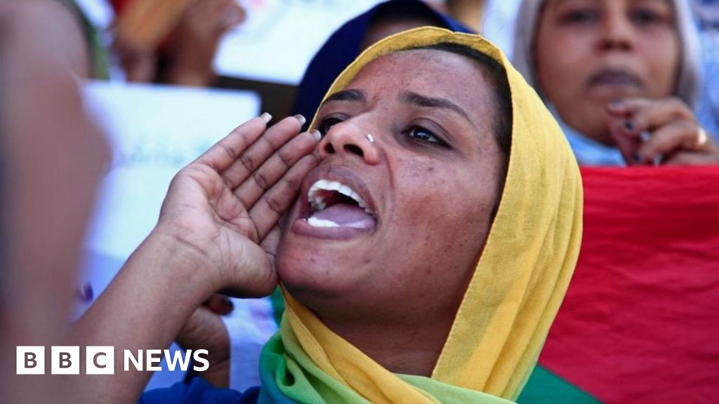 Sudan women protest against 'rape by security forces'