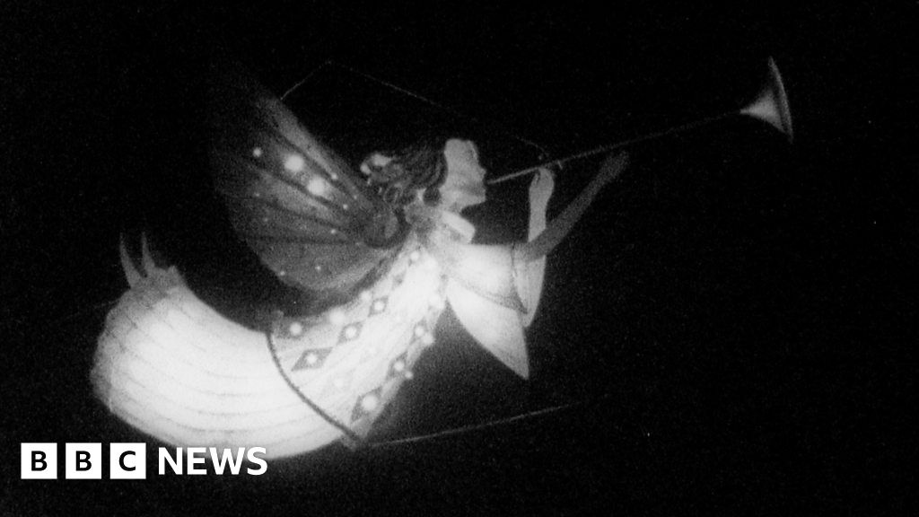 Watch How we did Christmas light switchons in 1963 BBC News