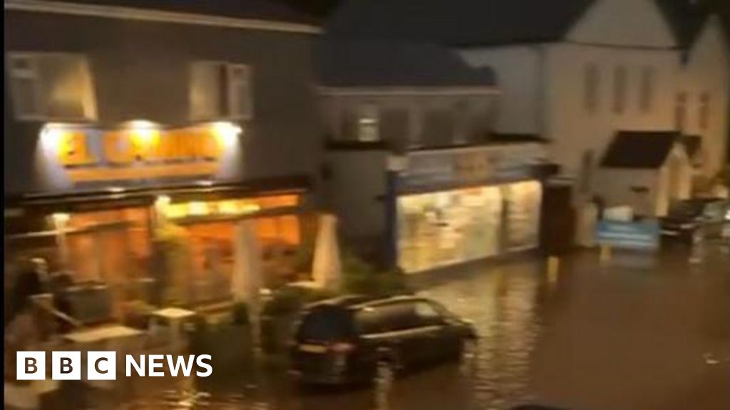 Flash Floods Hit California, UK, Malaysia