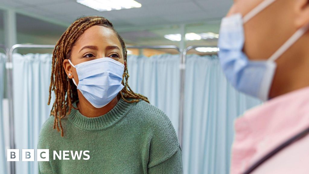 Masks to be worn at Royal Berkshire NHS trust as flu cases rise