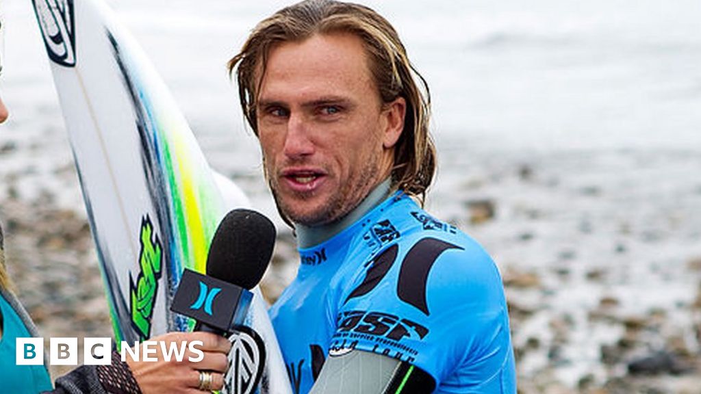 Chris Davidson: Former pro-surfer dies after punch outside Australian pub