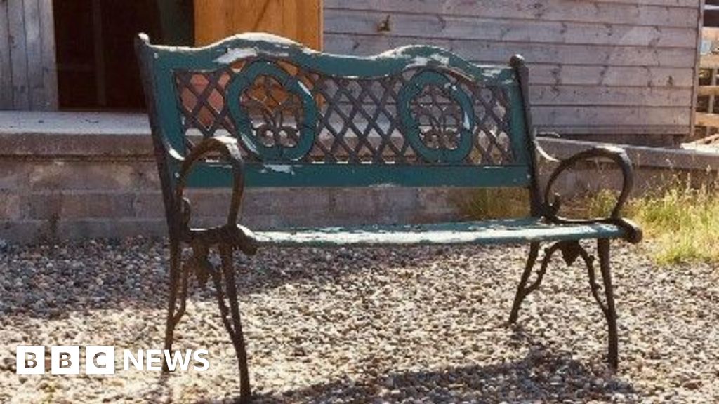 bbc.co.uk - Richard Baker - Isle of Man repair scheme an 'antidote to throwaway culture' - BBC News