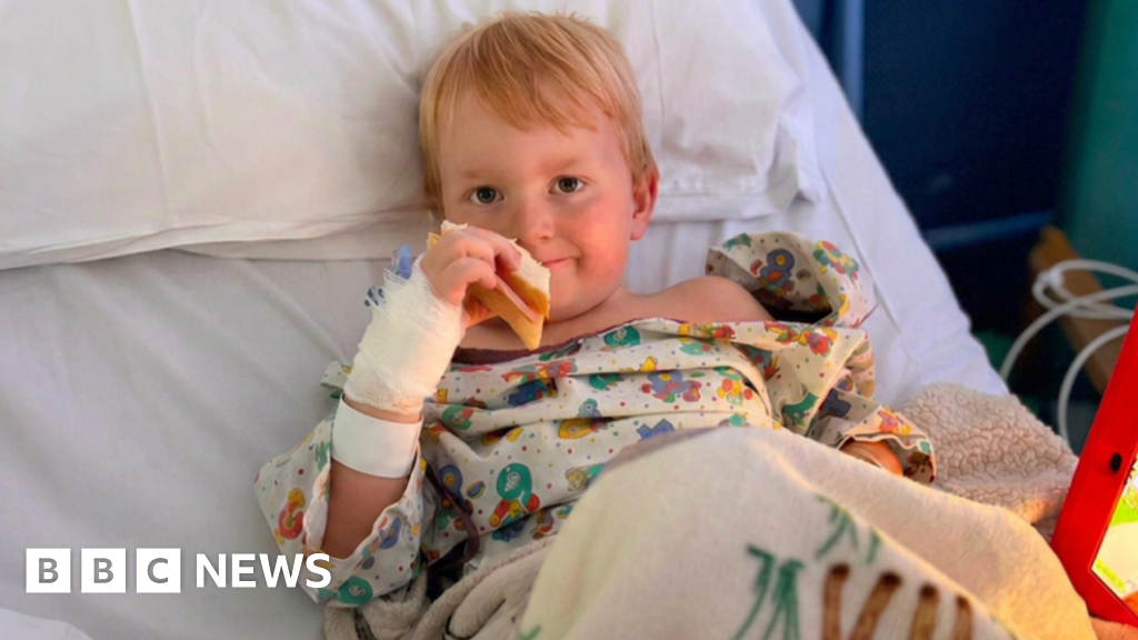 bbc.co.uk - Ben Carr - Hospital 'super week' helps 150 children get surgery in Leicester