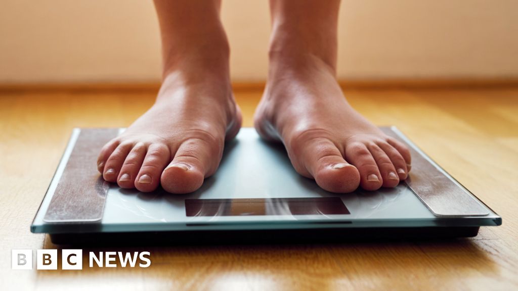 Obesity not defined by weight, says new Canada guideline - BBC News