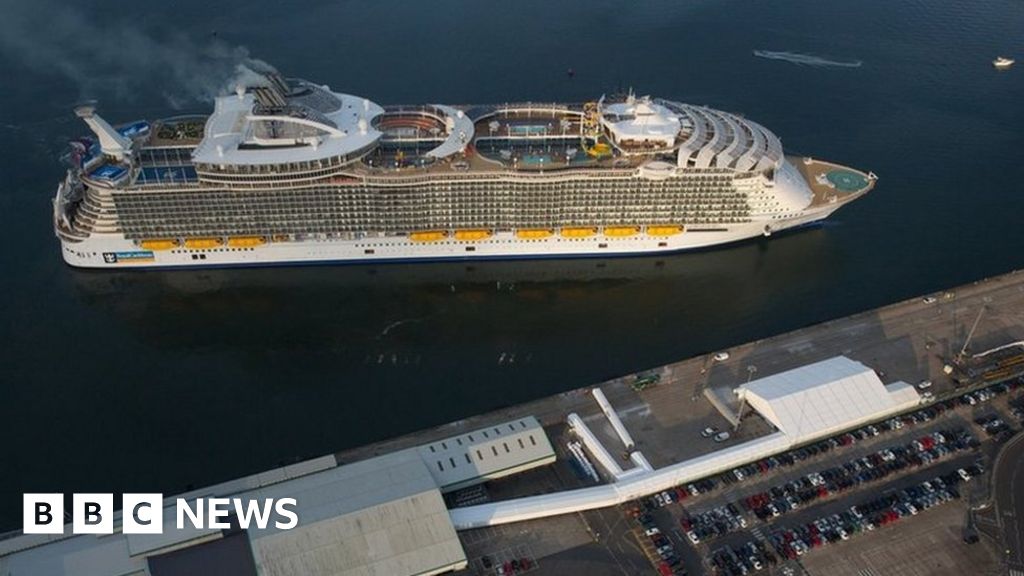 Harmony Of The Seas World S Largest Cruise Ship In Southampton Bbc News