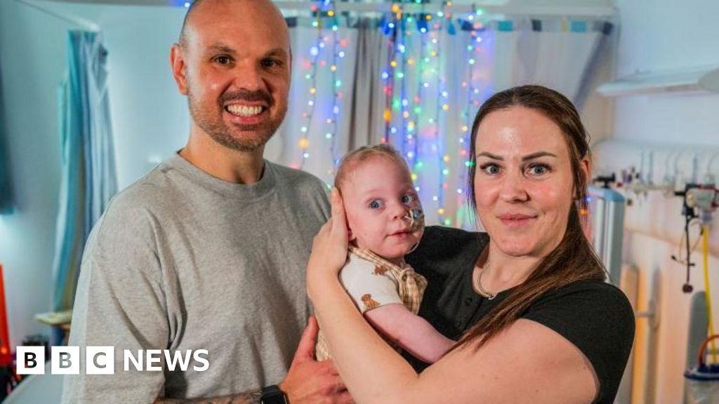 The TikTok mum helping others from her son's hospital bedside