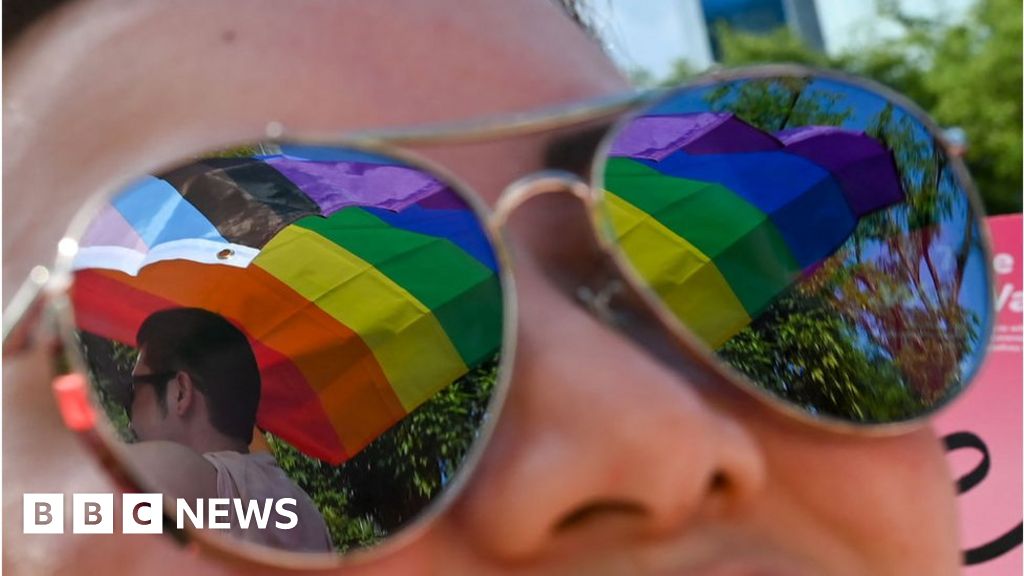 377A: Singapore to end ban on gay sex – BBC