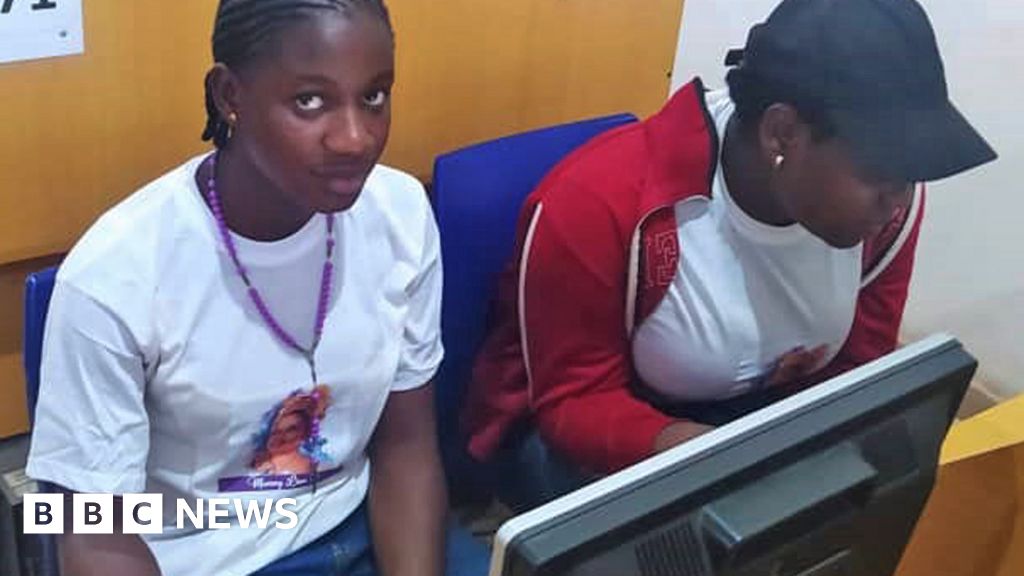 The Nigerian teens clueless on computers but aiming to reboot