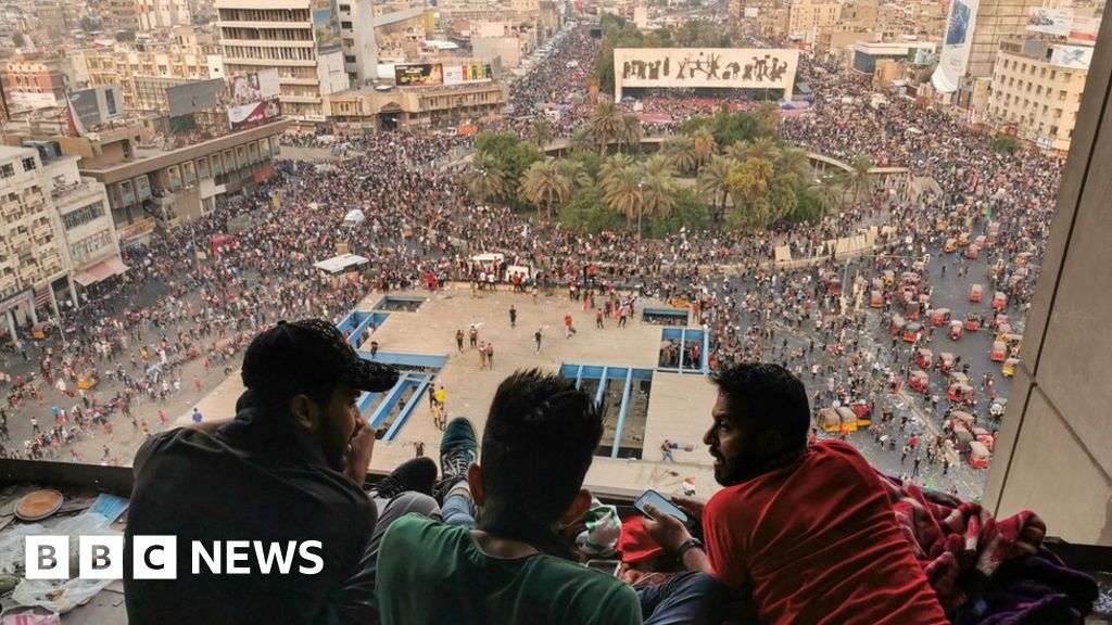 Iraq protests: Baghdad curfew declared as unrest continues