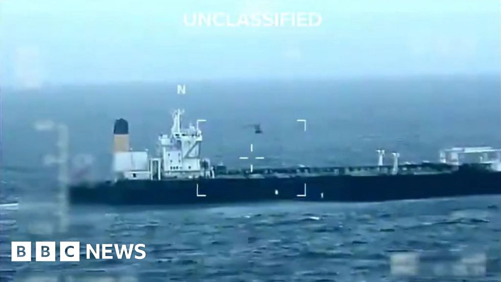 De VS nemen schepen in beslag in internationale wateren voor de kust van Venezuela, zeggen functionarissen