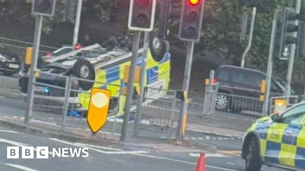 Police Vehicles Overturn in Kyiv, Essex, Colchester Crashes; One Officer Dies, Two Injured