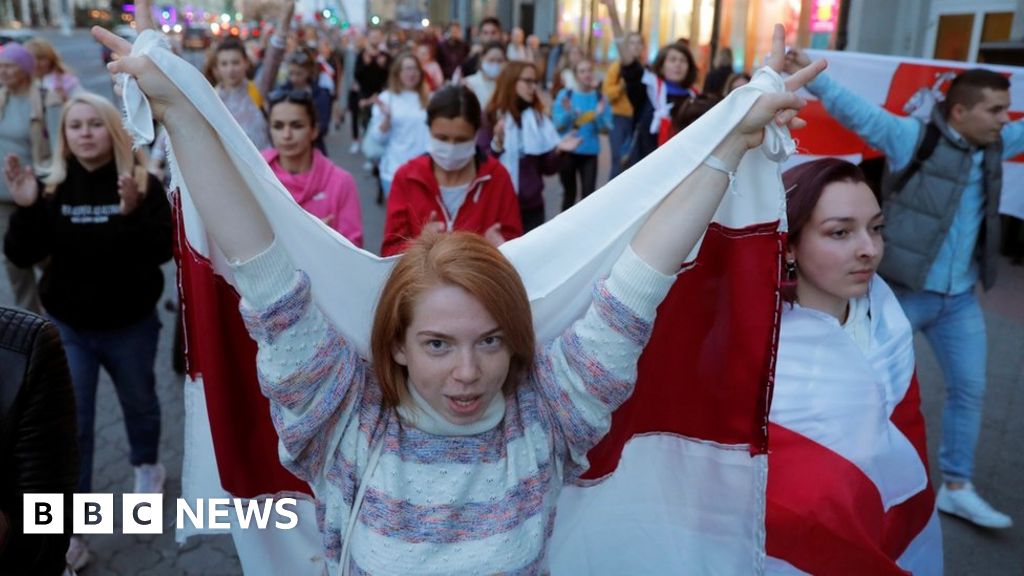 Belarus Journalists Covering Protests Stripped Of Accreditation Bbc News