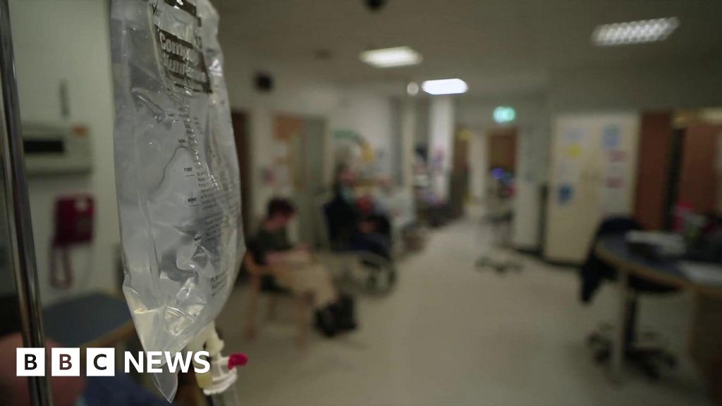 Emergency department situation 'worse than during Covid' - BBC News