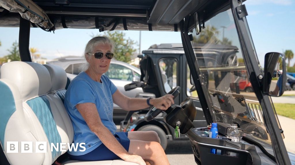 From pickleball to protests: How a Trump visit is stirring up a Florida retirement community