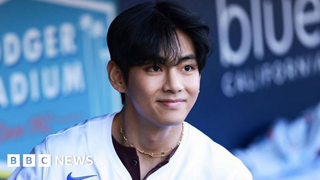 BTS star V reveals hearing loss battle during livestream