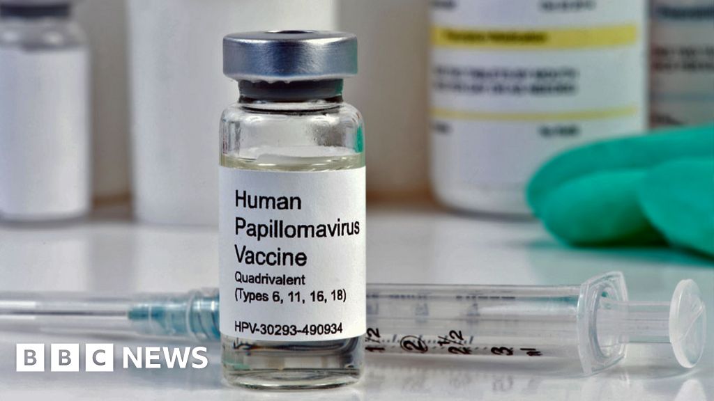 HPV jab will be given to boys, government says