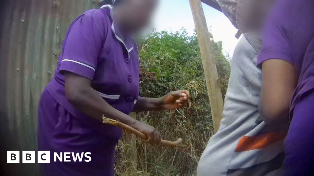 BBC Africa Eye: Възрастни хора, бити с пръчка в дома за възрастни PCEA Thogoto в Кения