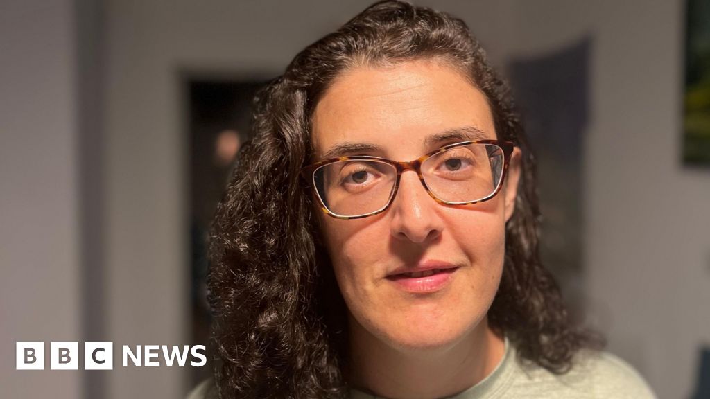 'Hung by my wrists and beaten': Israeli-Russian woman says Iraqi militants tortured her in captivity