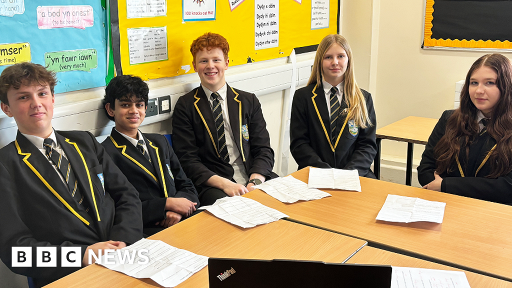 'We're not teaching them to order baguettes' - languages enjoy a renaissance in schools