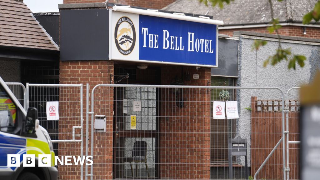 Home Office seeks to appeal court ruling on Epping asylum hotel