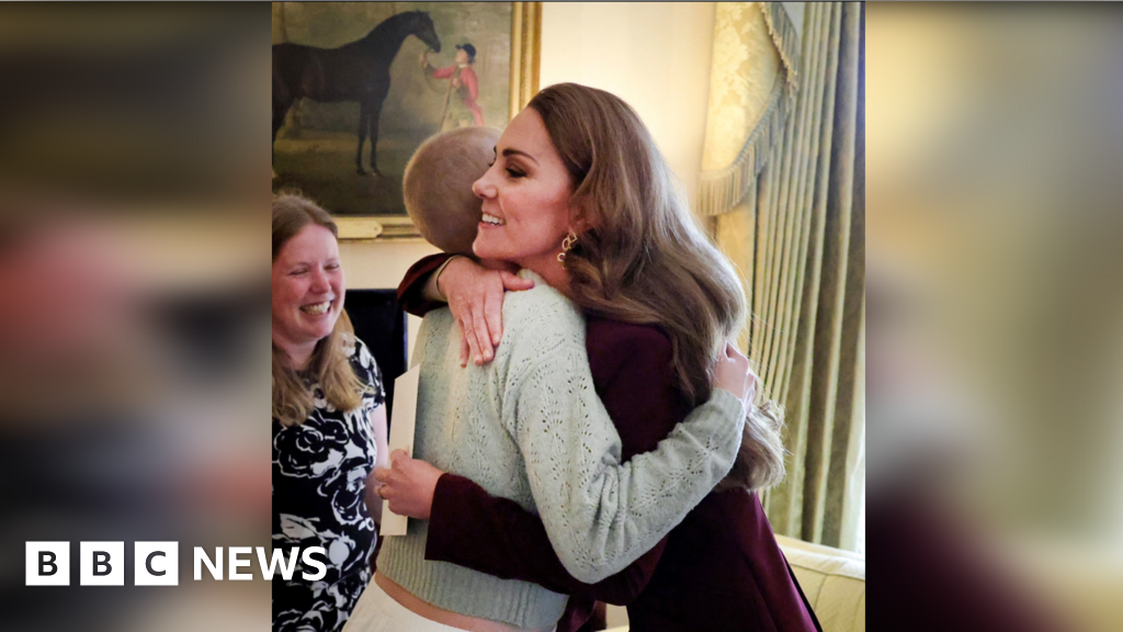 Kate hugs young girl with cancer at Windsor Castle