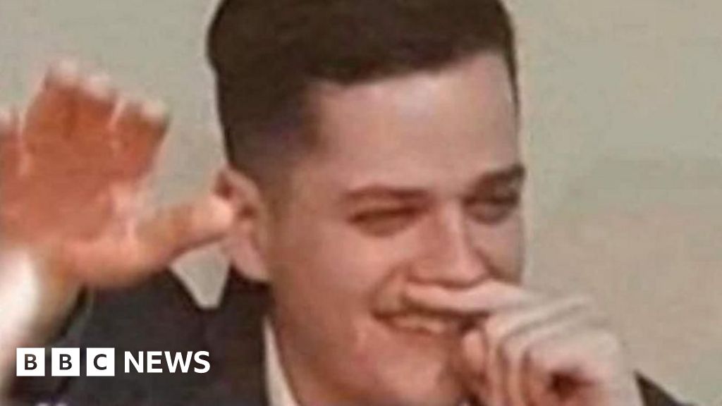 Reform candidate quits Senedd election after Nazi salute photo