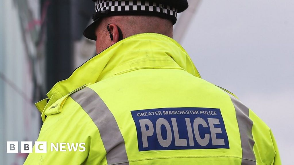 Rochdale: Four boys aged 12-14 arrested on suspicion of rape