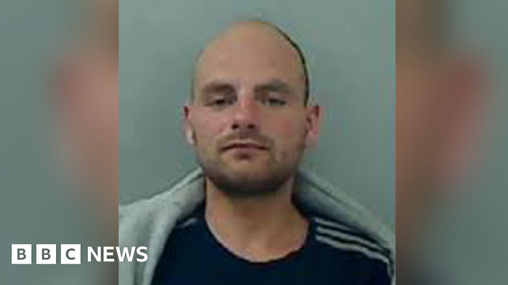 Axe Murderer Nathan Davis Jailed For At Least 28 Years