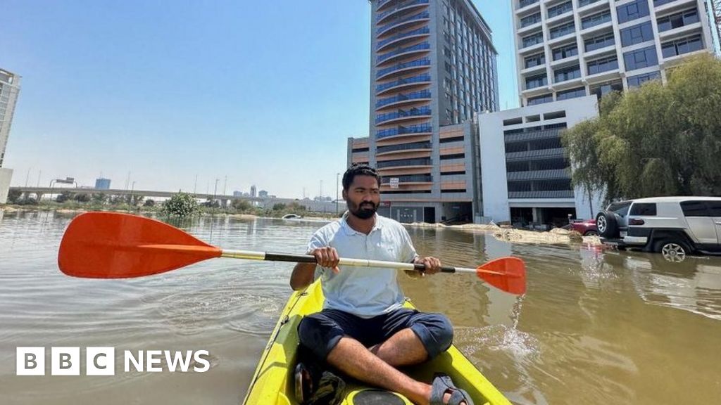 'Apocalyptic' Dubai floods shake picture-perfect city - BBC.com