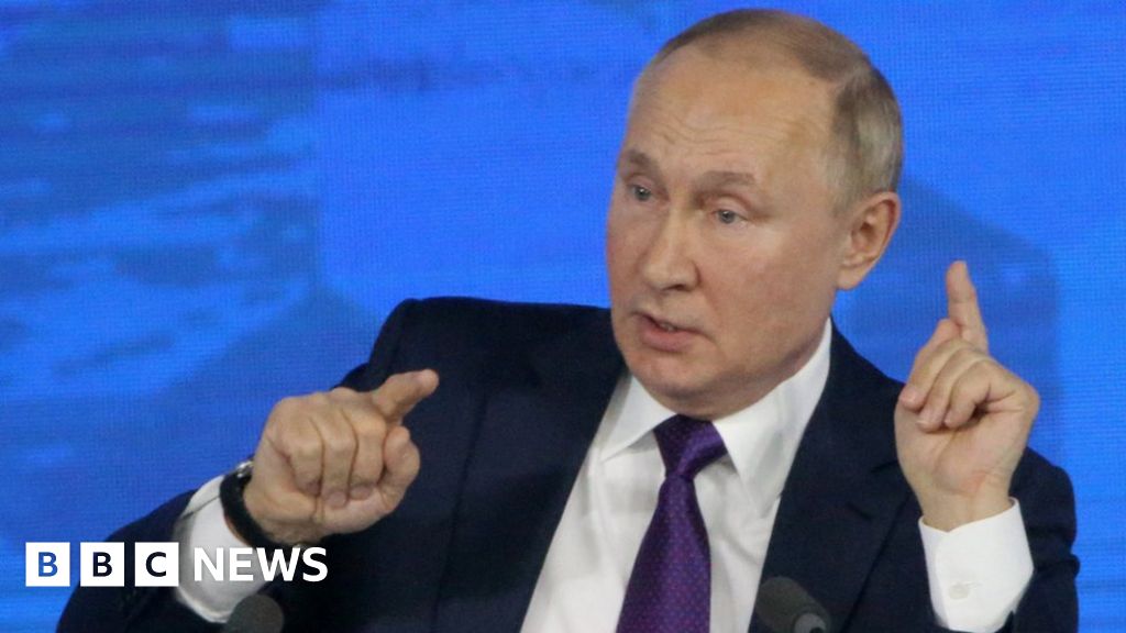 Russia’s Putin scraps trademark year-end news conference