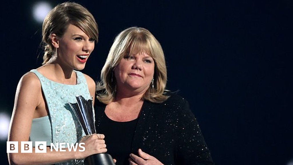 Taylor Swifts Mum Takes Stand At Groping Trial I Wanted To Vomit And 7518