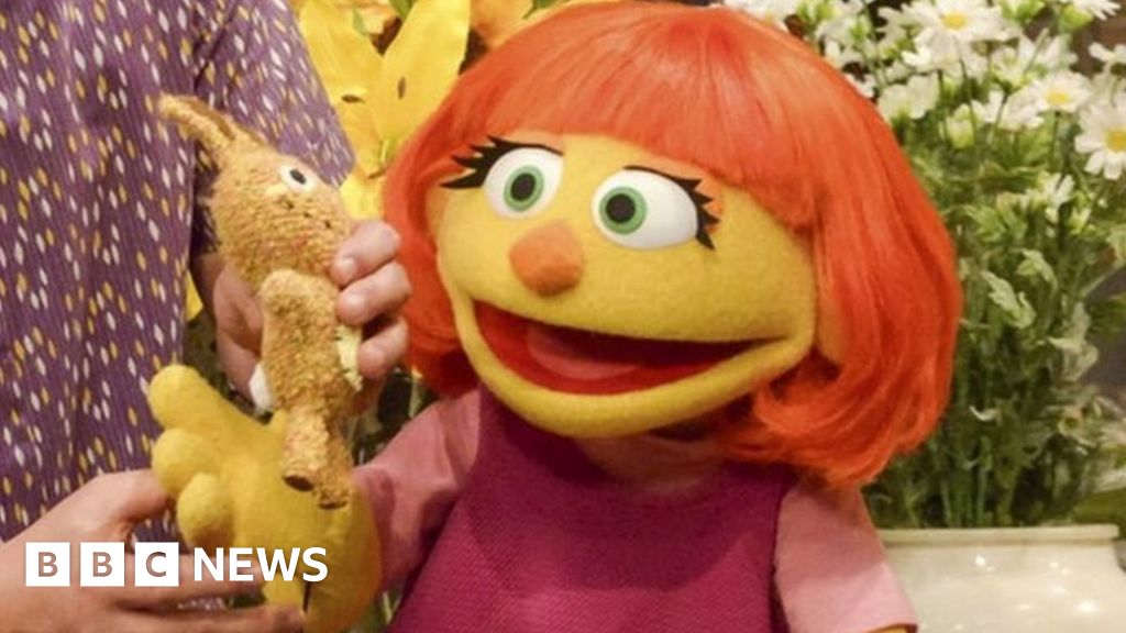 Sesame Street Welcomes Julia A Muppet With Autism BBC News