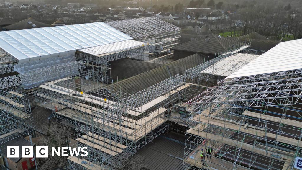 Drone reveals scale of major hospital's rotten roof