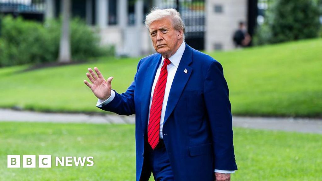 Pakistan plans to nominate Trump for Nobel Peace Prize thumbnail