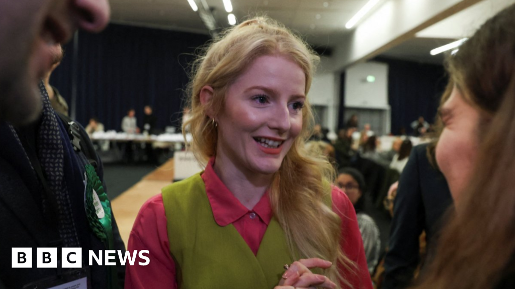 Green Party wins Gorton and Denton by-election, pushing Labour into third place