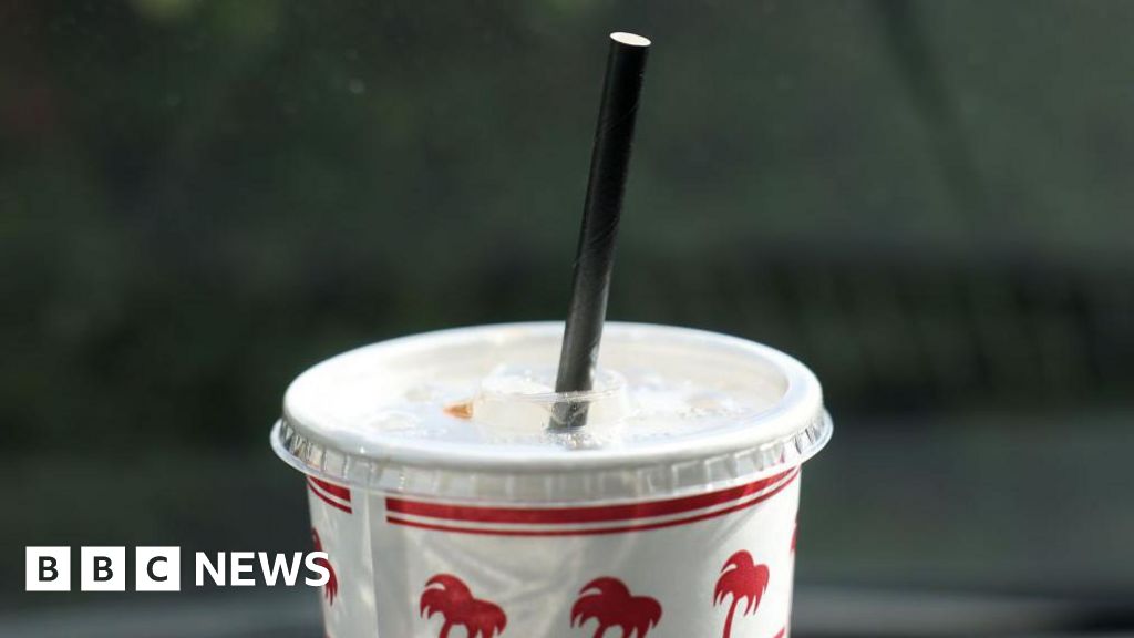 Trump signs order shifting US back toward plastic straws