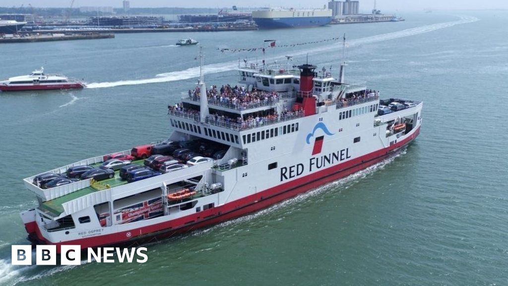 Red Funnel: Isle of Wight vehicle ferry crossings halted