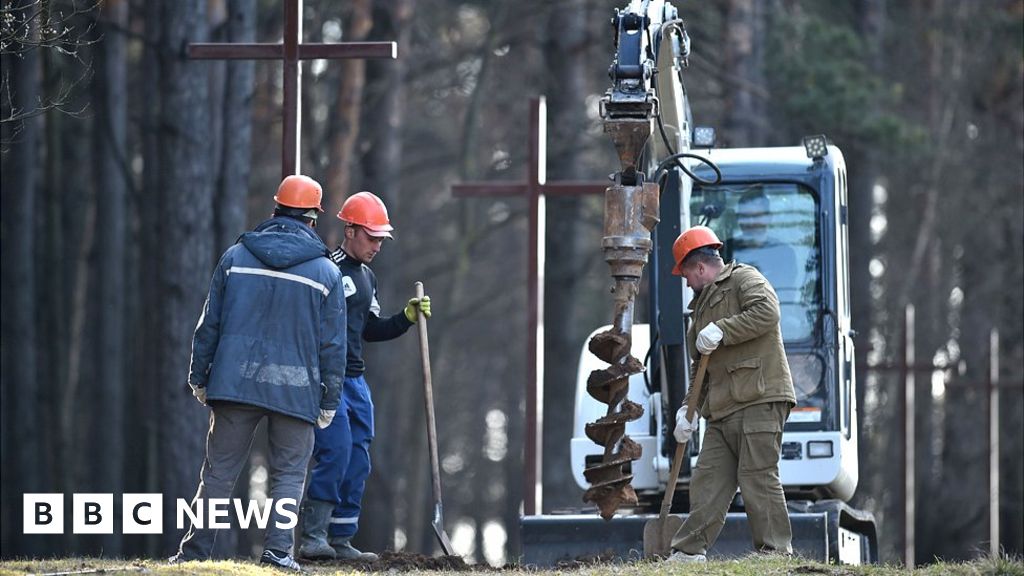Belarus demolishes crosses marking execution site