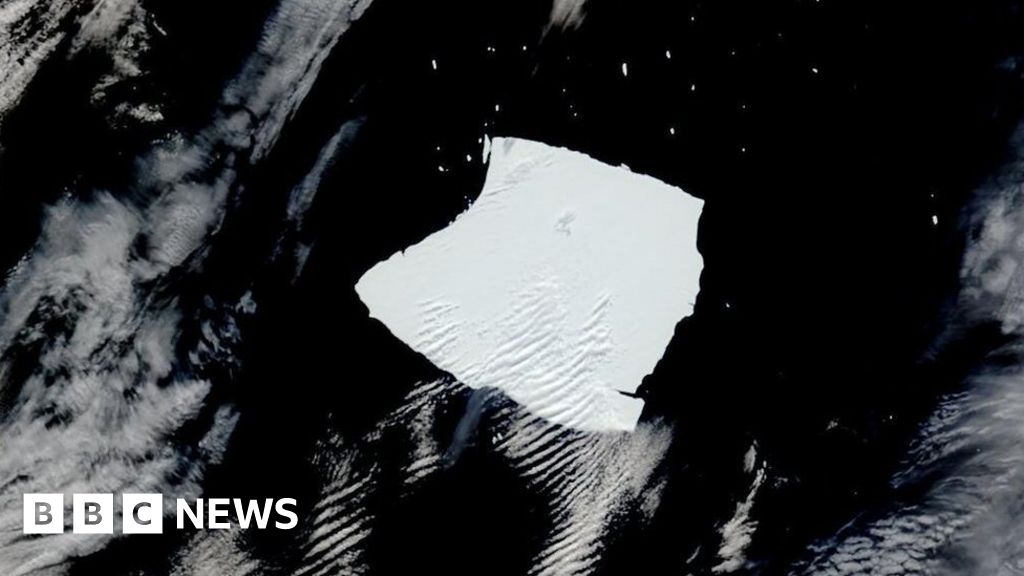 Trillion-tonne iceberg A23a spins on the spot