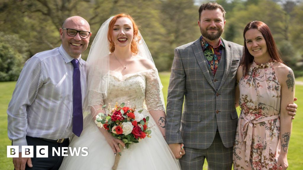 Sussex man invites Secamb medics who saved his life to his wedding ...