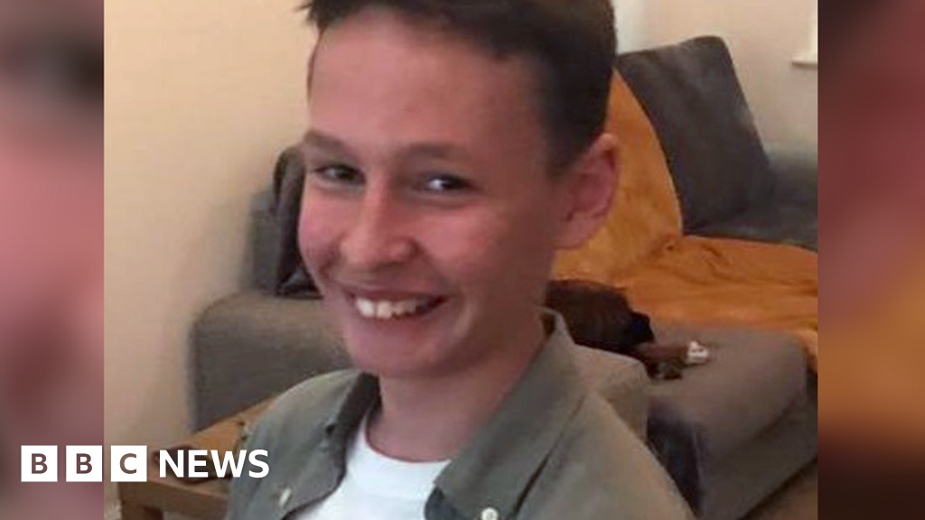 Tamworth SnowDome 'Collision risk' focus after boy's death BBC News