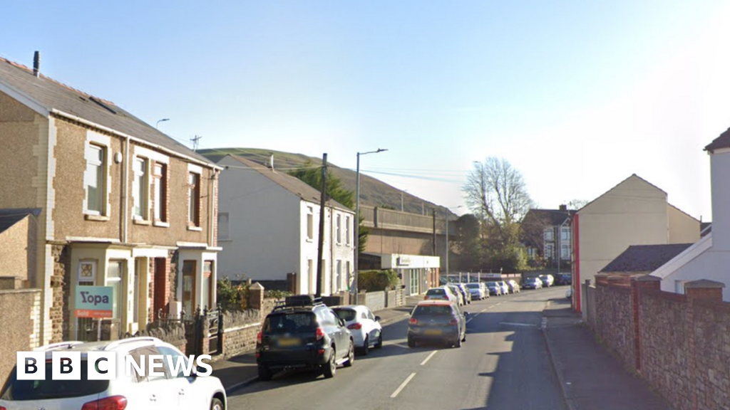 Port Talbot: Arrest after man, 70, dies following assault - BBC News